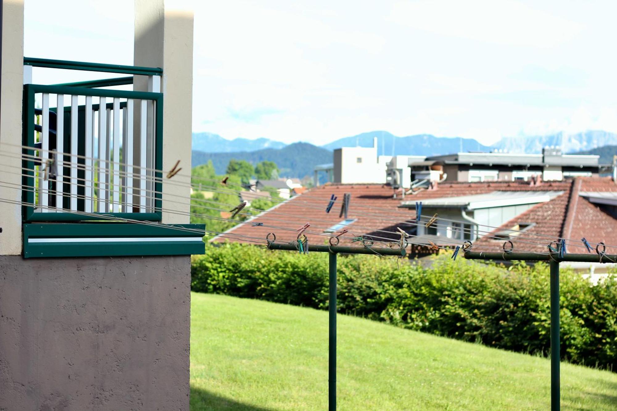 Self-Check In Apartmenthotel Seeglueck Portschach am Woerthersee Luaran gambar