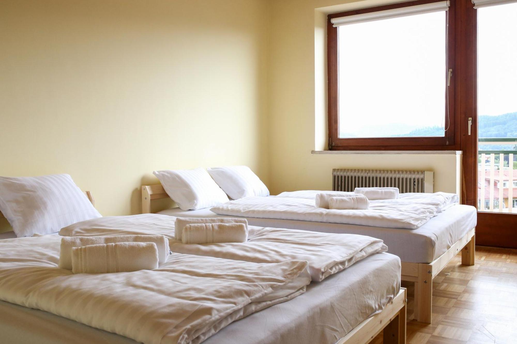 Self-Check In Apartmenthotel Seeglueck Portschach am Woerthersee Luaran gambar